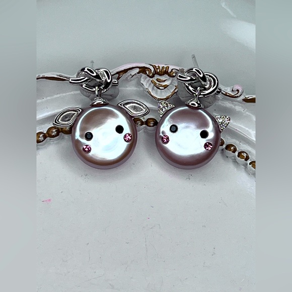 Jewelry - Handmade Premium S925 SS Freshwater Coin Pearl Cat 🐱 & Dog 🐕 Character Earrings